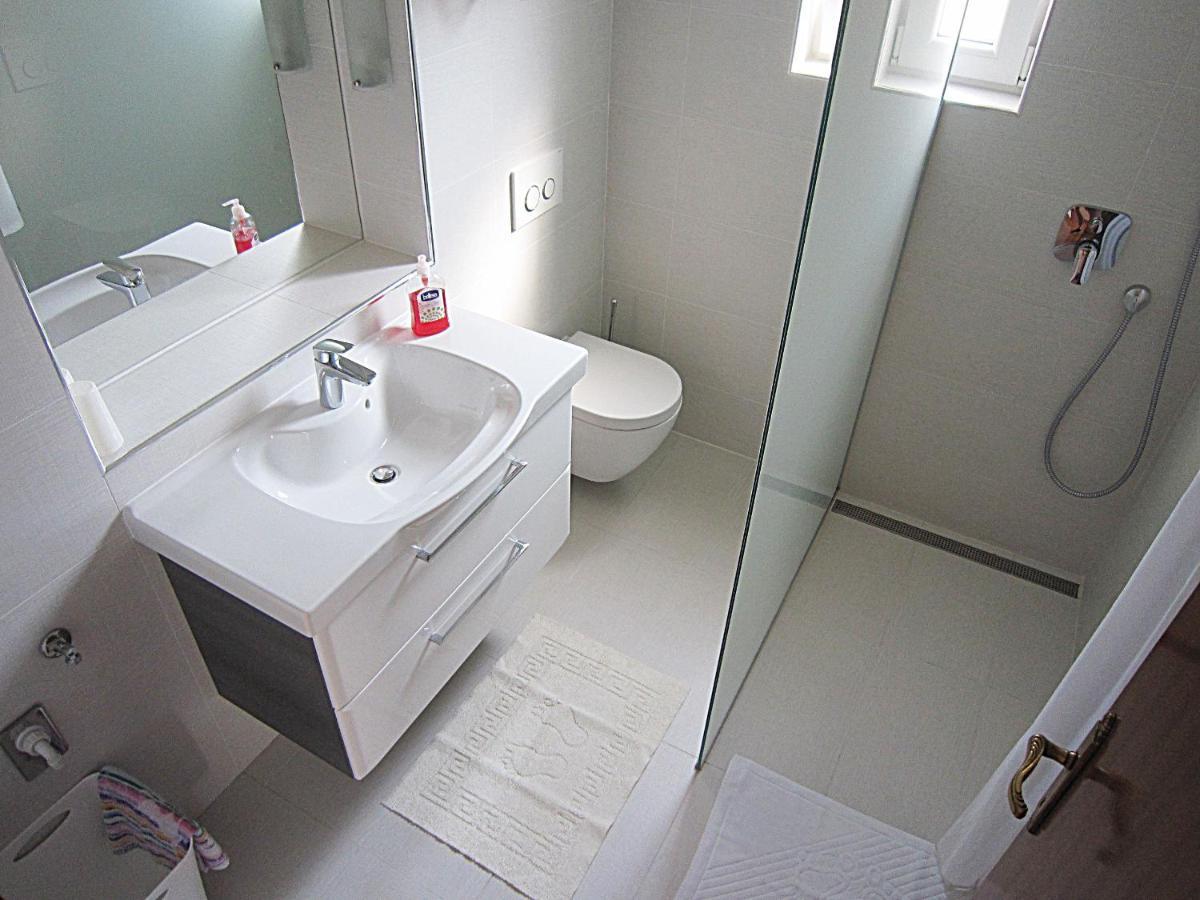 Villa Lucia Premium Rooms Primošten Extérieur photo